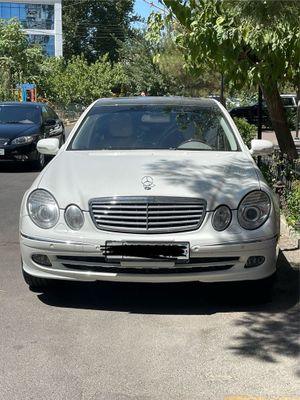 Mercedes benz w211