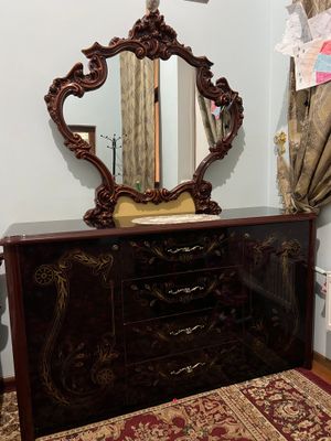 Spalni mebel sotiladi