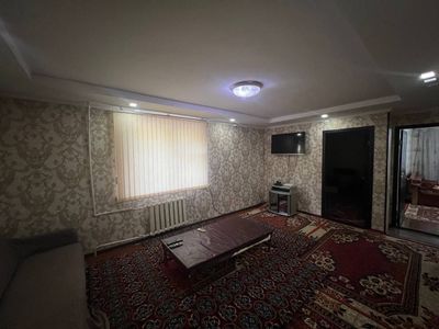 Сдается 3x комнатная квартира C обстановкой В горде Алмалыке