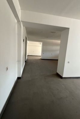 Аренда помещения на первая линия Чиланзаре в Ц квартал!!