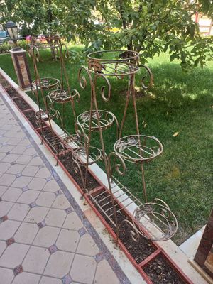 Полки для цветов комнатных
