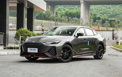 CHANGAN UNI V naxt va nasiya savdo yillik 10%