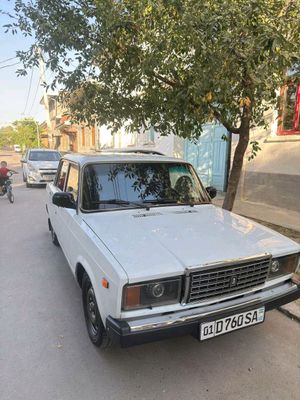 vaz2107 sotiladi