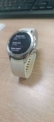Samsung Galaxy Watch4 Classic (69E)