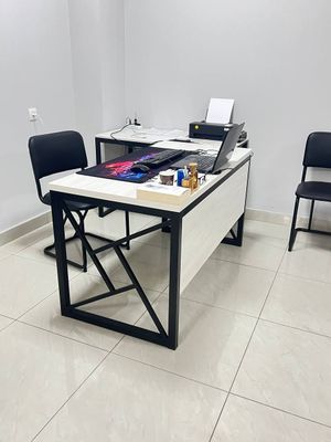 Rabochiy stol loft