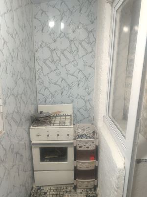 Fargona sh.Zakanalda 1 xona 2 xona qilingan Kv sotiladi