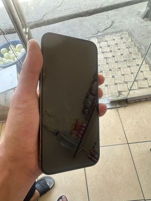 iphone 13 pro max black 256gb batrey 76%