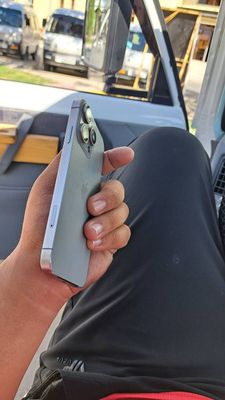 Iphone xr 15 pro korpus Arzonga 15 pro ishlatishni xoxlaydiganlar uchu