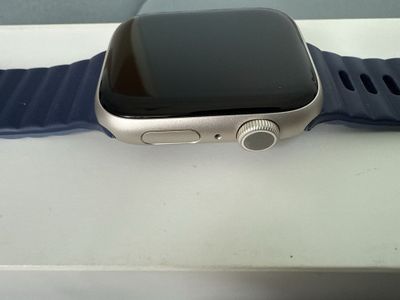 Apple watch 9 series 45mm Starlight