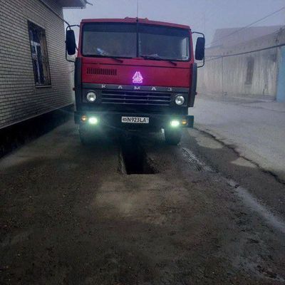 Kamaz sotiladi..