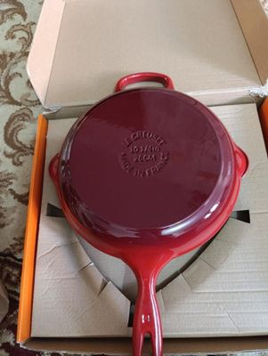 LE CREUSET hcccgjbnnkjbncxjbb