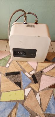 ARISTON SOTILADI 1200w srochna