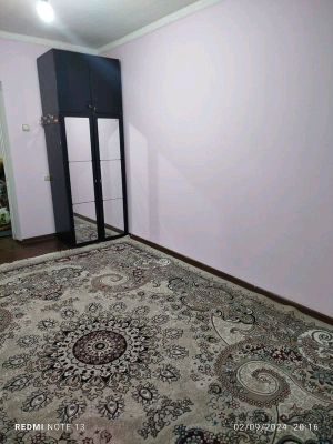 chilonzor naqqoshlikda 2 xonali uy bor
