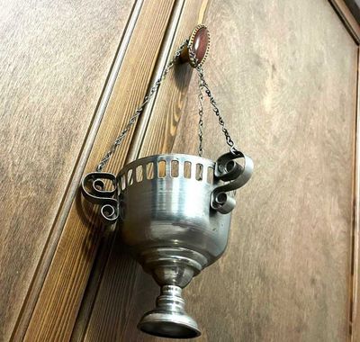Лампада подвесная металлическая