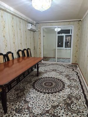 Chilonzor chorboĝ metro Sobir Raximov 77 серия 1*2/7/9. 52m²
