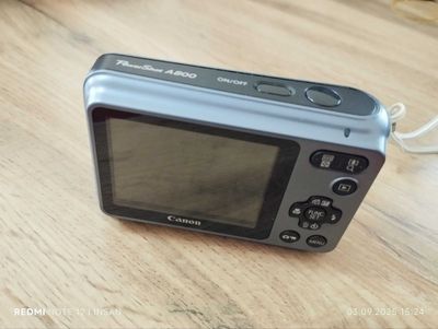 Canon PowerShot A800 raqamli kamera sotiladi.