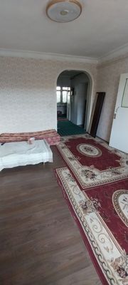 Ижарага 2хона 300ye.Чилонзор метро.Домбирабод Хайкал олдида.Риэлтор50%