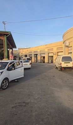 Срочно Регистон магазин 2 та сотилади шошиламиз жои зур под бизнес