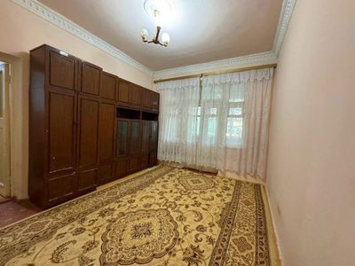 Ijaraga 2 xonali uy beriladi