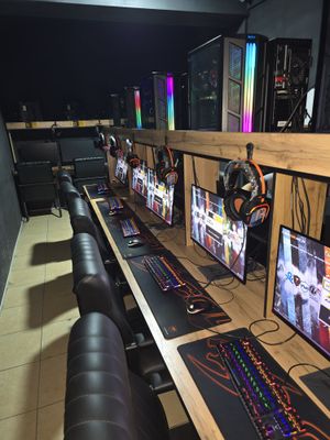 Biznes sotiladi komplekt Game club (CS2, Dota2, GTA5)