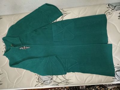 palto 46 razmer holati yaxwi 100 ming kiyilgan