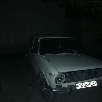1984-yil chiqqan yengil sedan