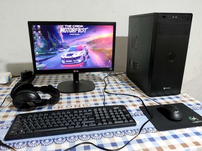 Kompyuter sotiladi ofis va o'yin uchun