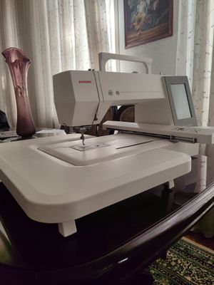 Машинка для вышивок Janome 550e