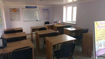 Укув центр учун стол стуллари сотилади