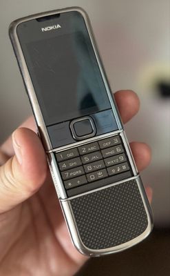 Nokia 8800 art carbon