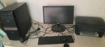 Kompyuter va printer sotiladi