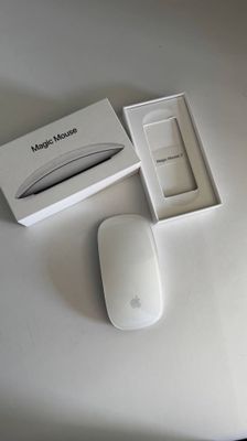 Беспроводная мышь Magic Mouse Apple