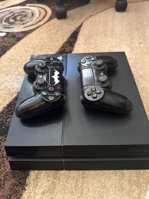 Playstation 4. 2 ta pult+ uyinlar