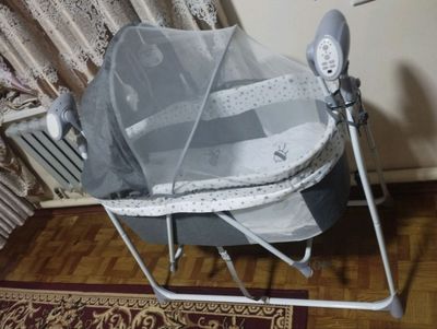bolalar uchun 1 yoshdan 3 yoshgacha kravat