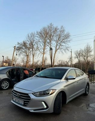 Hyundai Elantra 2017