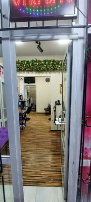 Сдаётся в аренду салон красоты