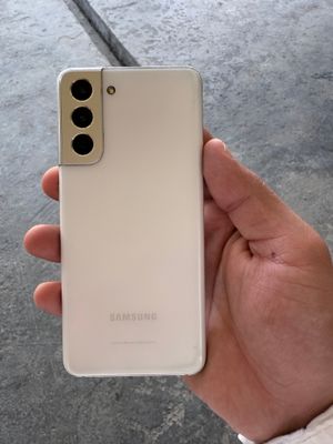 Продаю телефон samsung s21 хорошем состоянии