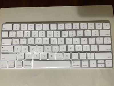 Apple Magic Keyboard 2