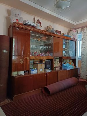 Стенка-сервант в отличном состоянии