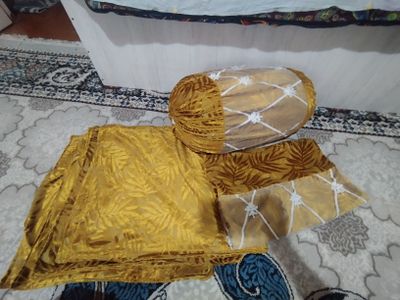 yostiqchalar 2 ta loʻlq 6 ta pachaq yostiqv