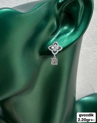 Новые серьги из серебра 925 пробы