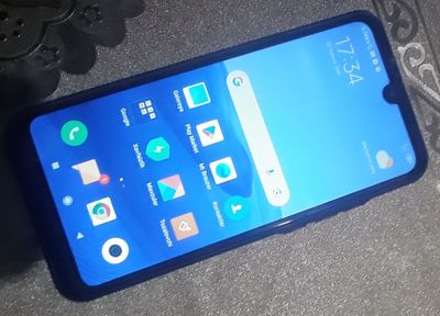 Redmi 7 xotra 64 GB yili 2021 holati yaxsh