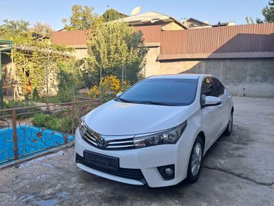 Toyota corolla sotiladi !!!