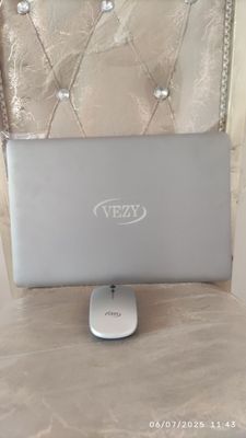 Kompyuter: Vezy Xitoy brendi