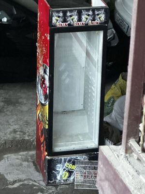 vitrina xoladelnik