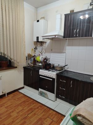 2 xonali dom sotiladi