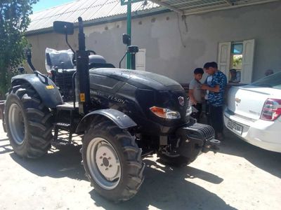 Farmled 504 traktor