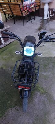Bonvi 2210 Skuter