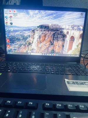Noutbook acer core i7