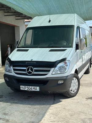 Mercedes Sprinter сатилади йили 2012